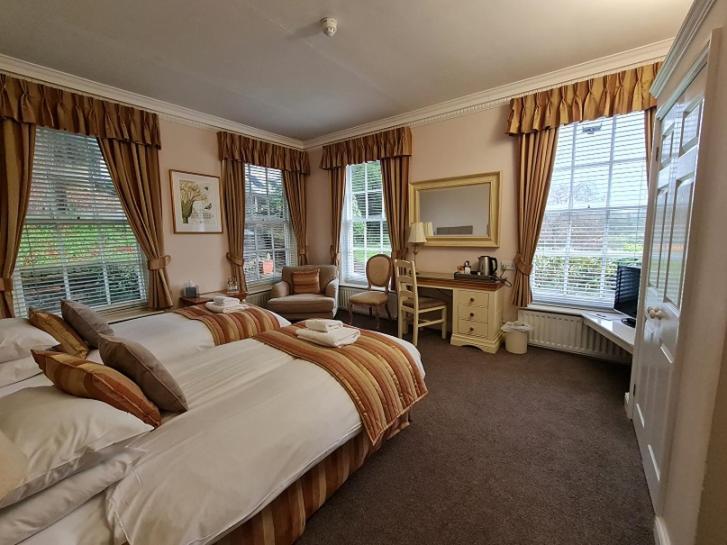 Powdermills Country House Hotel Battle Exterior photo